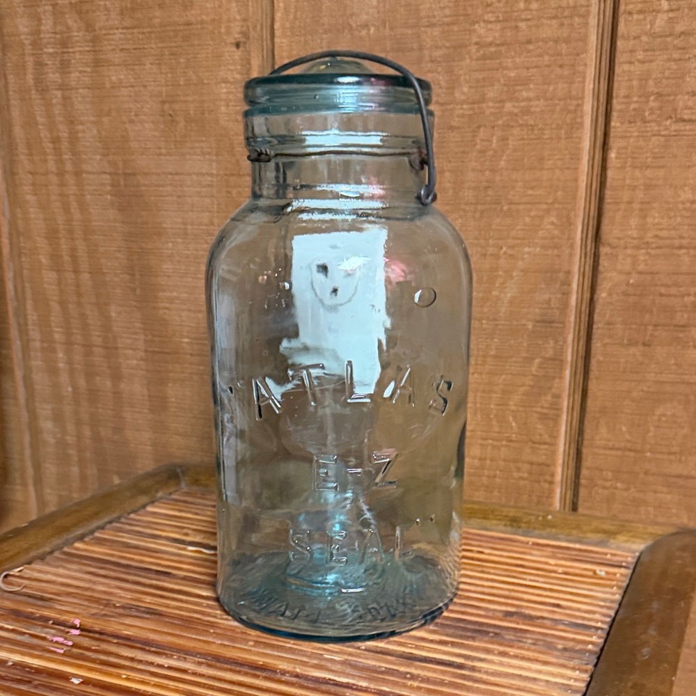 Vintage Atlas EZ Seal Glass Jar